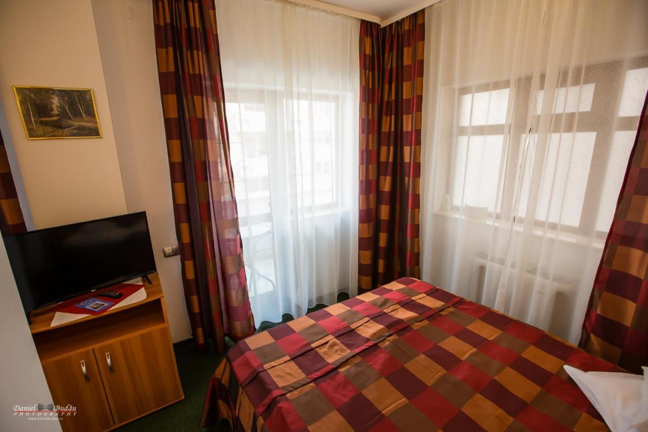 Pensiunea Vila Europa Deva Exteriör bild