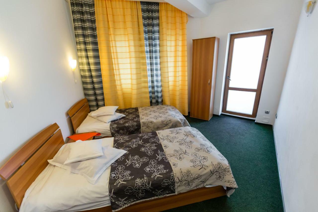 Pensiunea Vila Europa Deva Exteriör bild